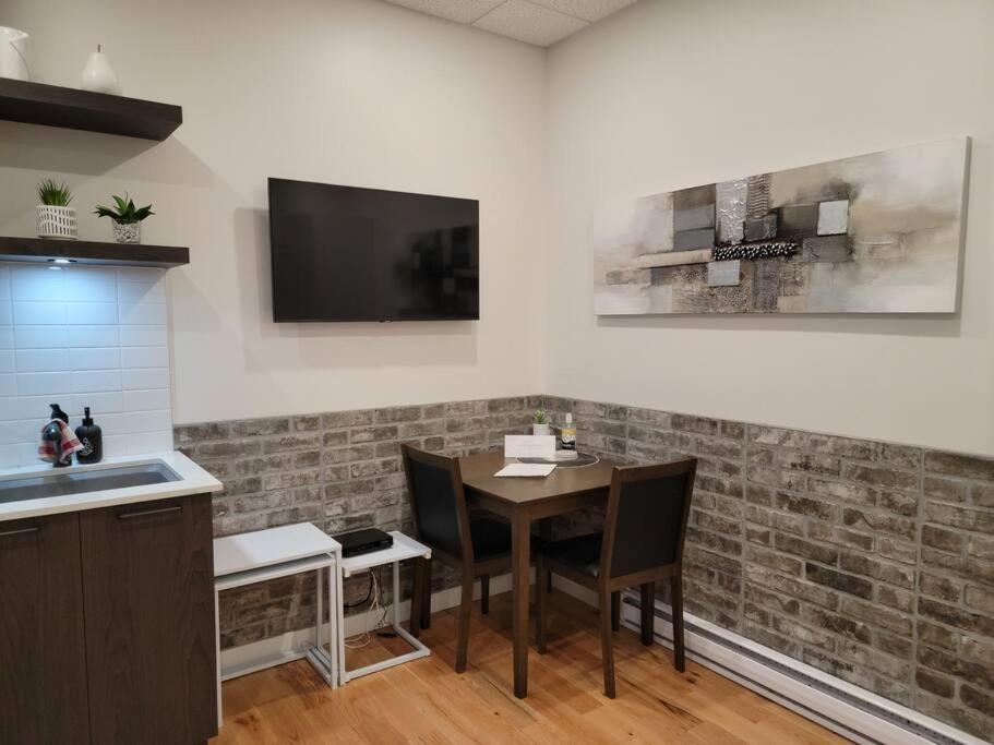 Loft 102 Au Coeur De Pres Du St-laurent Apartment Rimouski